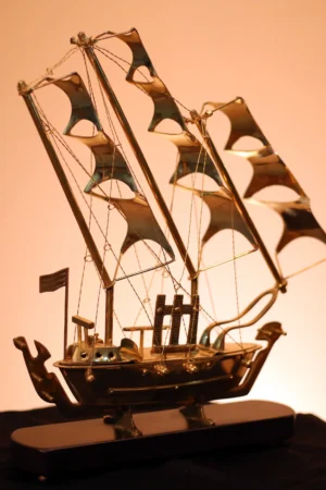 Ship - Cut Sails
