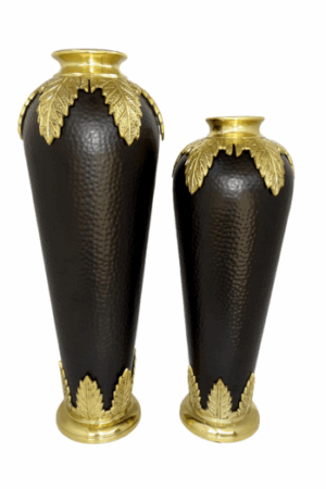 FLOWER VASE / BLACK COLOR / LEAF DESIGN